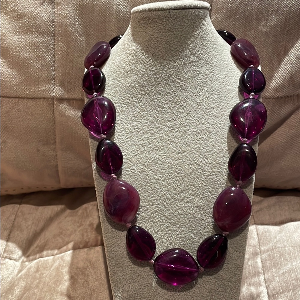 Chunky Lucite Beaded Abstract Purple Necklace 20-21” Knotted